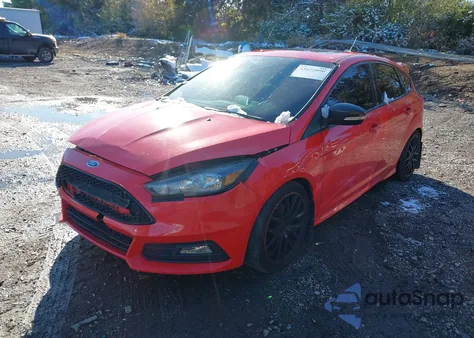 2016 Ford Focus St z USA, uszkodzony, nr VIN 1FADP3L97GL370949